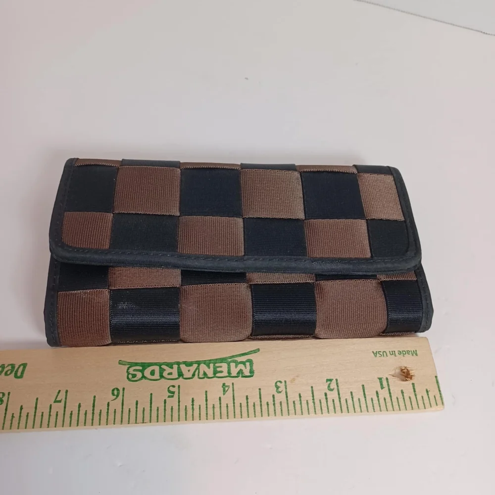 Seatbelt Style Wallet With Change Pouch &‎ Cardholder Black/Brown Women Clutch